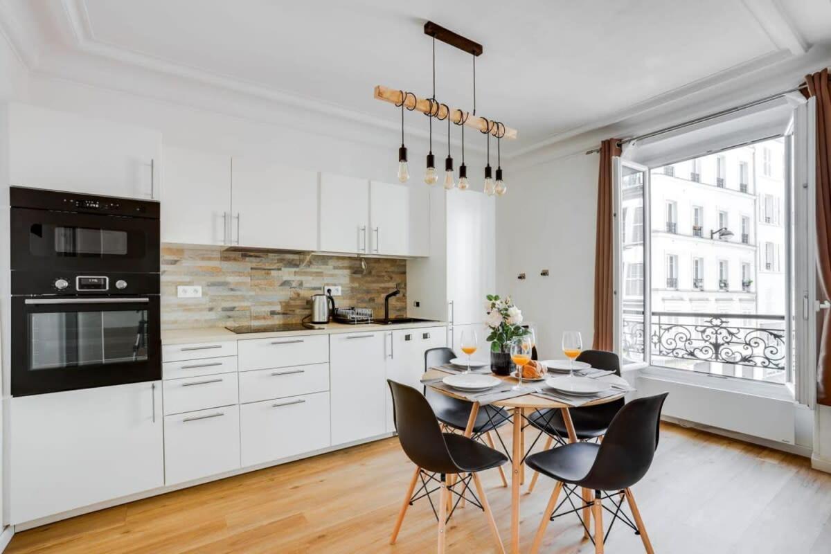 Appartement 2br Montmartre & Sacre-coeur - Cityapartmentstay Parijs